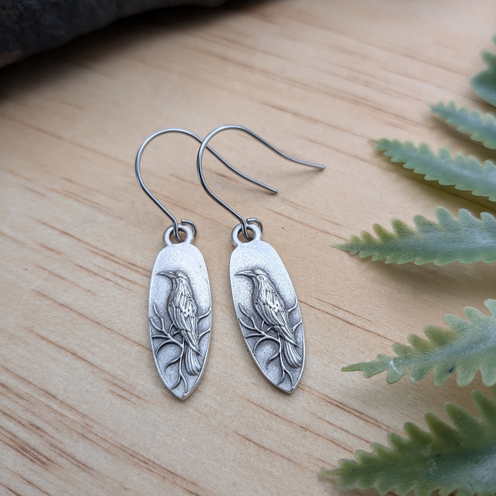 Raven Dangle Earrings / Black Bird / Crow - Picture 4 of 4